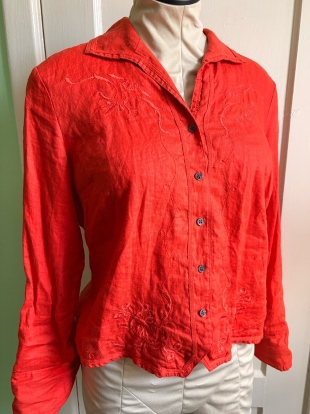 Valerie Stevens Linen Coral Red Embroidered Button-Down Shirt